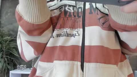 Bruce Hans online show from 11/22/25, 11:42