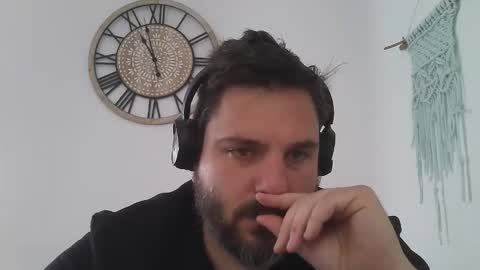 Bruce Wayne online show from 03/17/26, 09:56