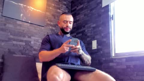 brucedallas online show from 09/20/25, 06:42