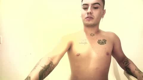 brucee_venturee online show from 11/22/25, 08:57