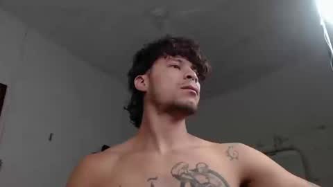 Snapshot of brucewayne1_ chatting on 09/11/25, 12:11 brucewayne1_ online show from 09/11/25, 12:11