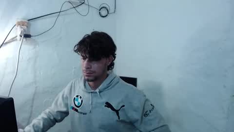 Snapshot of brucewayne1_ chatting on 10/02/25, 12:23 brucewayne1_ online show from 10/02/25, 12:23