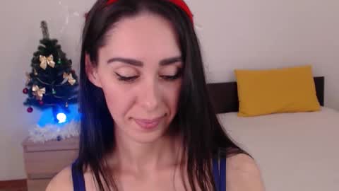 Ellis online show from 12/15/25, 01:59