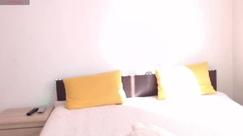 Ellis online show from 04/22/26, 06:27