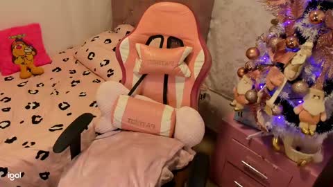 Brenda online show from 12/16/24, 01:31