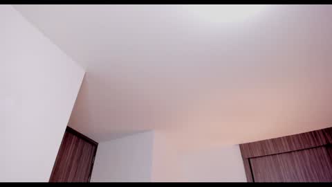     online show from 12/31/24, 12:00