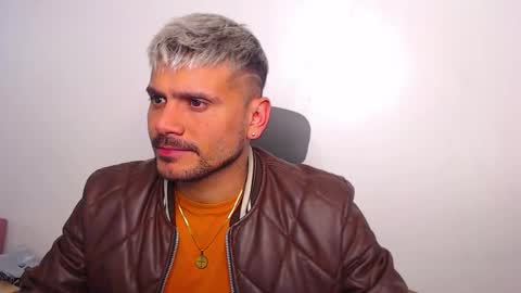 bruno_booss online show from 12/21/25, 11:45