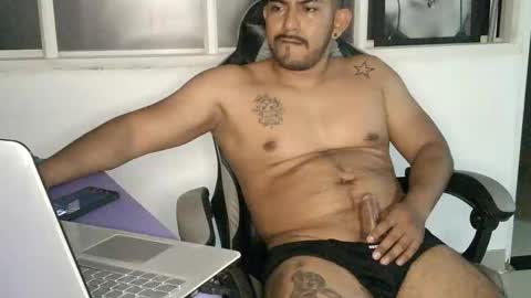 Snapshot of bruno_col chatting on 12/18/25, 02:06 bruno_col online show from 12/18/25, 02:06