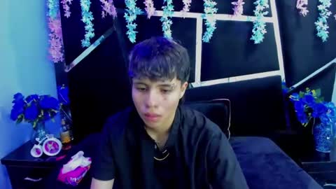 Snapshot of bruno_cruz chatting on 09/09/25, 02:33 Bruno Cruz online show from 09/09/25, 02:33