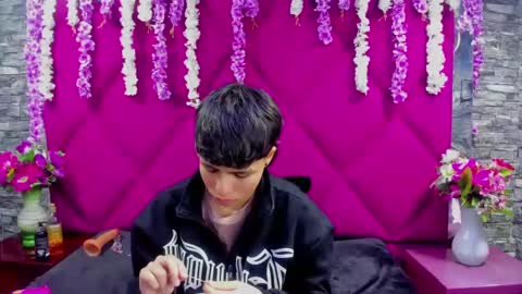 Snapshot of bruno_cruz chatting on 09/26/25, 02:48 Bruno Cruz online show from 09/26/25, 02:48