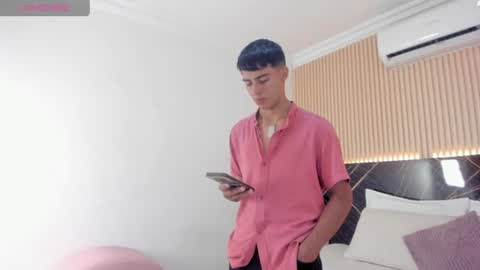 Snapshot of bruno_fox_ chatting on 07/10/26, 07:27 Bruno online show from 07/10/26, 07:27