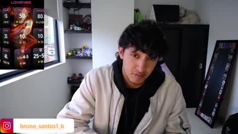 Snapshot of bruno_santos1 chatting on 04/08/26, 11:43 Bruno online show from 04/08/26, 11:43