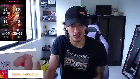 Snapshot of bruno_santos1 chatting on 06/26/26, 11:47 Bruno online show from 06/26/26, 11:47