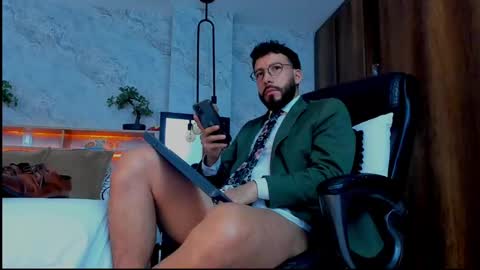 Andres Suarez online show from 03/11/25, 06:08