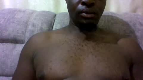 Snapshot of brusedarling chatting on 11/17/25, 03:56 brucedarling online show from 11/17/25, 03:56