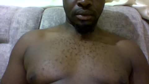 Snapshot of brusedarling chatting on 11/25/25, 04:23 brucedarling online show from 11/25/25, 04:23