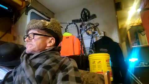 Steve... aka SkinnieDippin aka TimberTramp online show from 01/29/25, 01:48