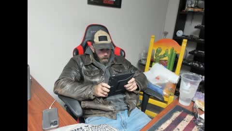 Snapshot of brutalmaster1983 chatting on 01/21/25, 06:55 BRUTALMASTER1983 online show from 01/21/25, 06:55