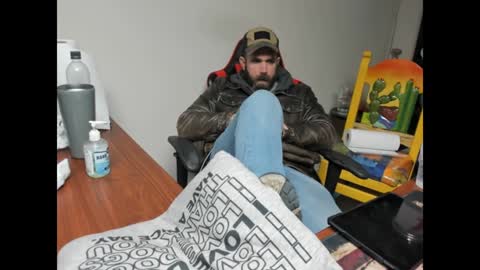 Snapshot of brutalmaster1983 chatting on 01/22/25, 06:52 BRUTALMASTER1983 online show from 01/22/25, 06:52