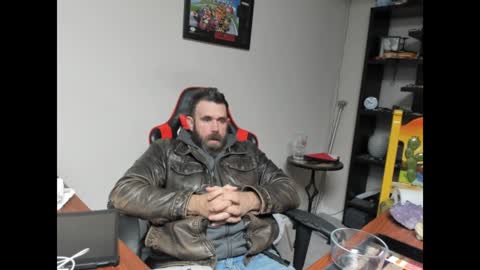 Snapshot of brutalmaster1983 chatting on 01/23/25, 07:40 BRUTALMASTER1983 online show from 01/23/25, 07:40