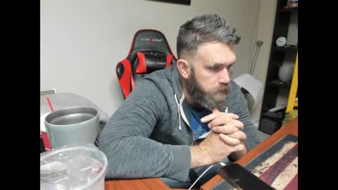 Snapshot of brutalmaster1983 chatting on 01/31/25, 03:09 BRUTALMASTER1983 online show from 01/31/25, 03:09