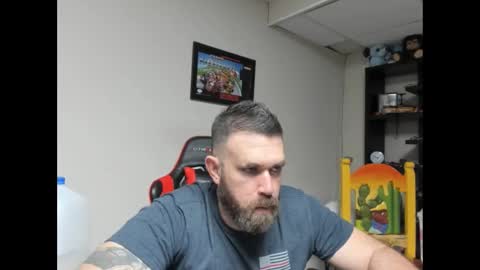 Snapshot of brutalmaster1983 chatting on 02/12/25, 09:01 BRUTALMASTER1983 online show from 02/12/25, 09:01