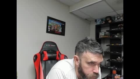 Snapshot of brutalmaster1983 chatting on 02/21/25, 07:10 BRUTALMASTER1983 online show from 02/21/25, 07:10