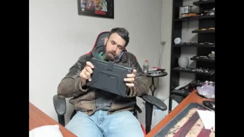 Snapshot of brutalmaster1983 chatting on 03/05/25, 06:45 BRUTALMASTER1983 online show from 03/05/25, 06:45