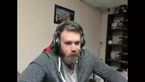 Snapshot of brutalmaster1983 chatting on 03/08/25, 07:49 BRUTALMASTER1983 online show from 03/08/25, 07:49