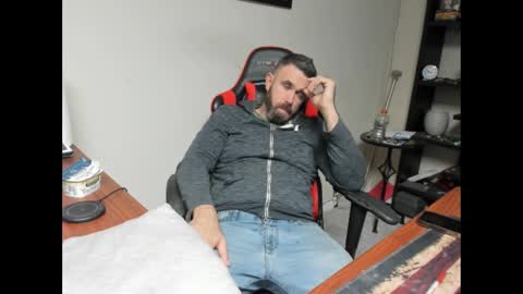 Snapshot of brutalmaster1983 chatting on 03/11/25, 02:32 BRUTALMASTER1983 online show from 03/11/25, 02:32