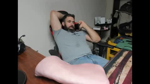 Snapshot of brutalmaster1983 chatting on 09/17/25, 07:26 BRUTALMASTER1983 online show from 09/17/25, 07:26