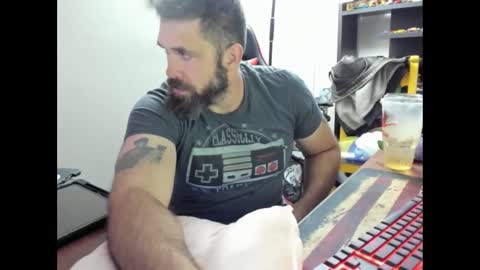 Snapshot of brutalmaster1983 chatting on 10/08/25, 07:44 BRUTALMASTER1983 online show from 10/08/25, 07:44