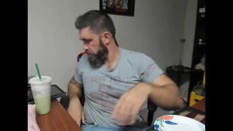 Snapshot of brutalmaster1983 chatting on 10/27/25, 07:40 BRUTALMASTER1983 online show from 10/27/25, 07:40