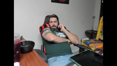 Snapshot of brutalmaster1983 chatting on 11/05/25, 07:47 BRUTALMASTER1983 online show from 11/05/25, 07:47