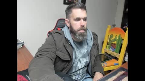 Snapshot of brutalmaster1983 chatting on 11/14/25, 07:12 BRUTALMASTER1983 online show from 11/14/25, 07:12