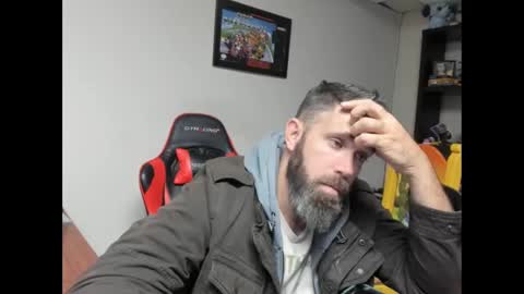 Snapshot of brutalmaster1983 chatting on 11/15/25, 07:21 BRUTALMASTER1983 online show from 11/15/25, 07:21