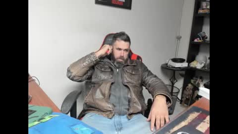 Snapshot of brutalmaster1983 chatting on 11/19/25, 07:14 BRUTALMASTER1983 online show from 11/19/25, 07:14