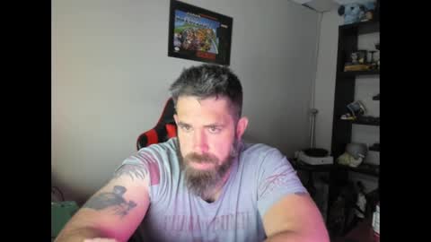 Snapshot of brutalmaster1983 chatting on 11/20/25, 03:01 BRUTALMASTER1983 online show from 11/20/25, 03:01