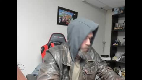 Snapshot of brutalmaster1983 chatting on 11/23/25, 08:19 BRUTALMASTER1983 online show from 11/23/25, 08:19