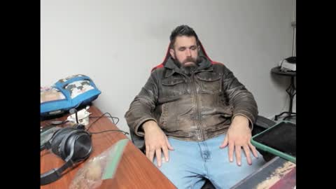 Snapshot of brutalmaster1983 chatting on 11/29/25, 08:45 BRUTALMASTER1983 online show from 11/29/25, 08:45