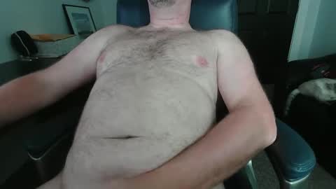 Snapshot of bryanbrwn2001 chatting on 09/26/25, 03:27 bryanbrwn2001 online show from 09/26/25, 03:27