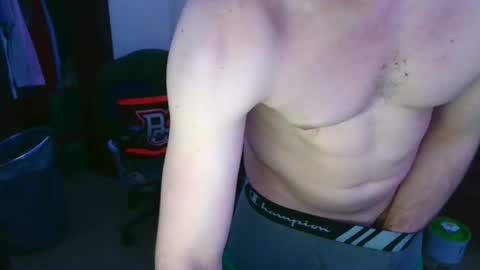 Snapshot of brysonntooth chatting on 03/29/26, 04:23 ChadStrokeman online show from 03/29/26, 04:23