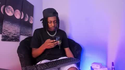 Bryxon  online show from 09/08/25, 03:00