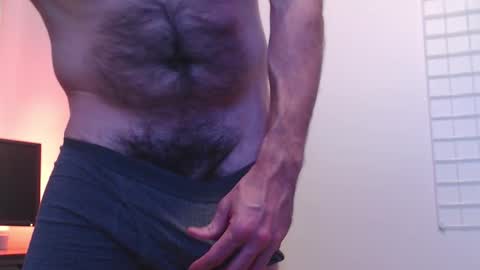 Snapshot of bt5002 chatting on 11/25/25, 11:16 BT online show from 11/25/25, 11:16