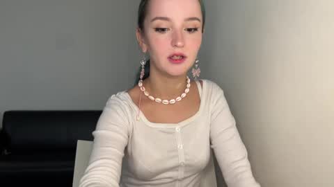 bubble_b00 online show from 03/02/25, 10:35