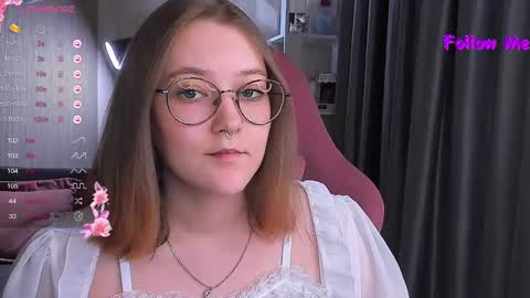 Snapshot of bubble_bunny chatting on 02/16/25, 01:14 Ruby online show from 02/16/25, 01:14