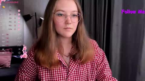 Snapshot of bubble_bunny chatting on 10/04/25, 10:41 Ruby online show from 10/04/25, 10:41