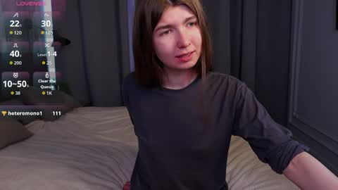 bubble_kiss online show from 04/11/26, 02:43