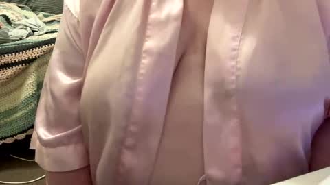 bubblegirl online show from 04/16/26, 06:47