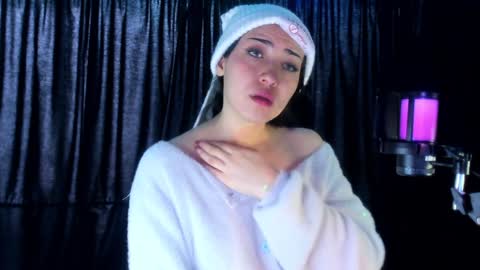 Snapshot of bubblewhite_ chatting on 12/14/24, 02:21 BubbleJereth online show from 12/14/24, 02:21